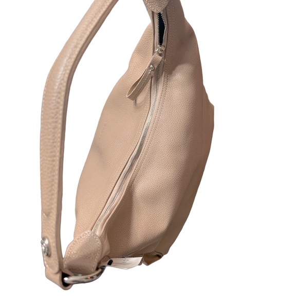NWT LONGCHAMP Women’s Classic Leather Hobo Shoulder Bag. - Picture 5 of 8